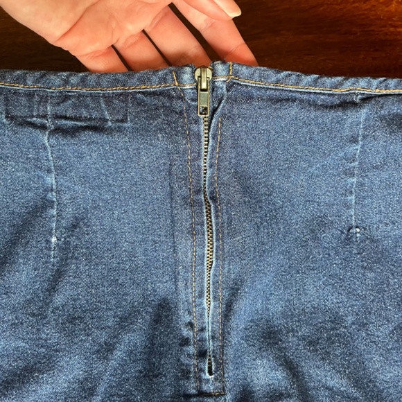 VINTAGE y2k denim slit mini skirt! - Picture 10 of 10